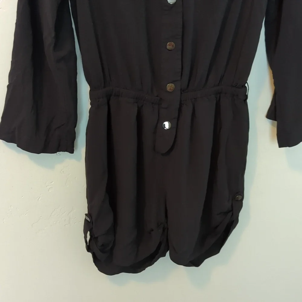 BCBG Max Azria Black Button Cinched Long Sleeve Romper‎ Size XS